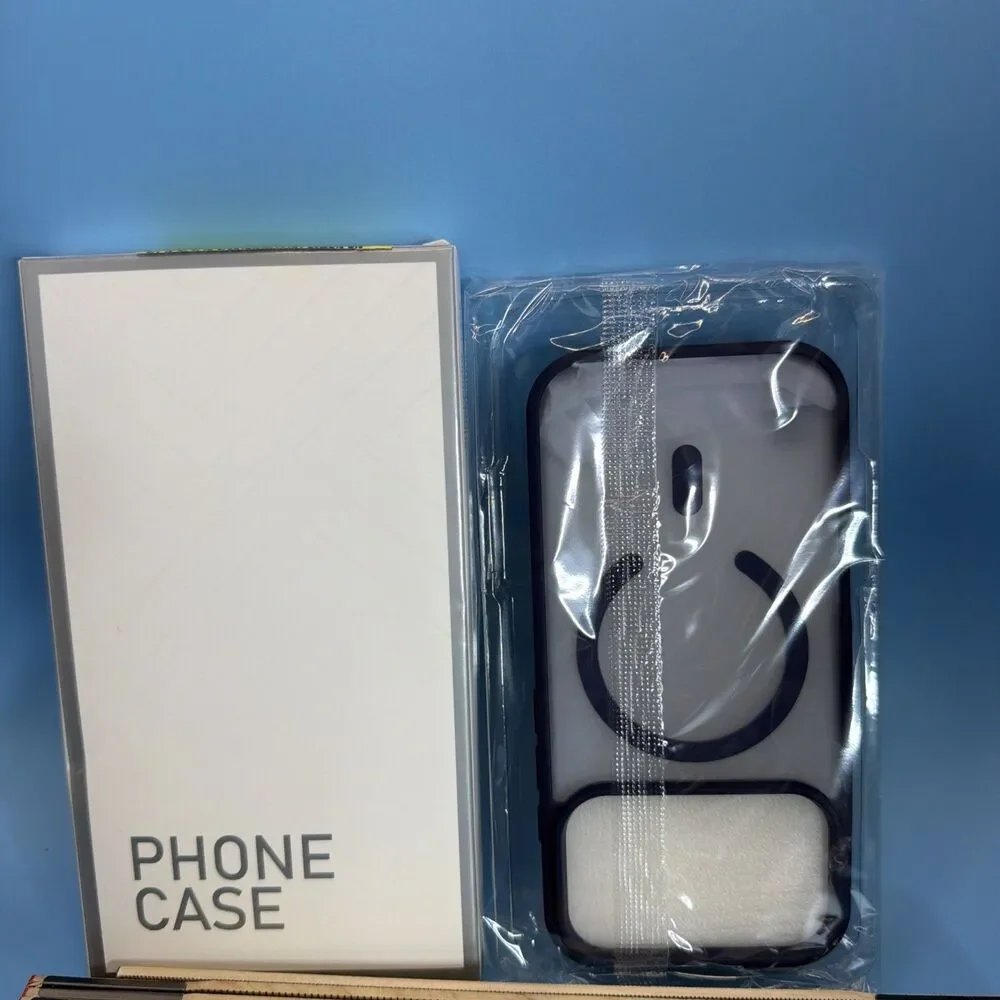 Iphone 17 Pro Blue Magnetic Case and Screen Protector New In Box￼